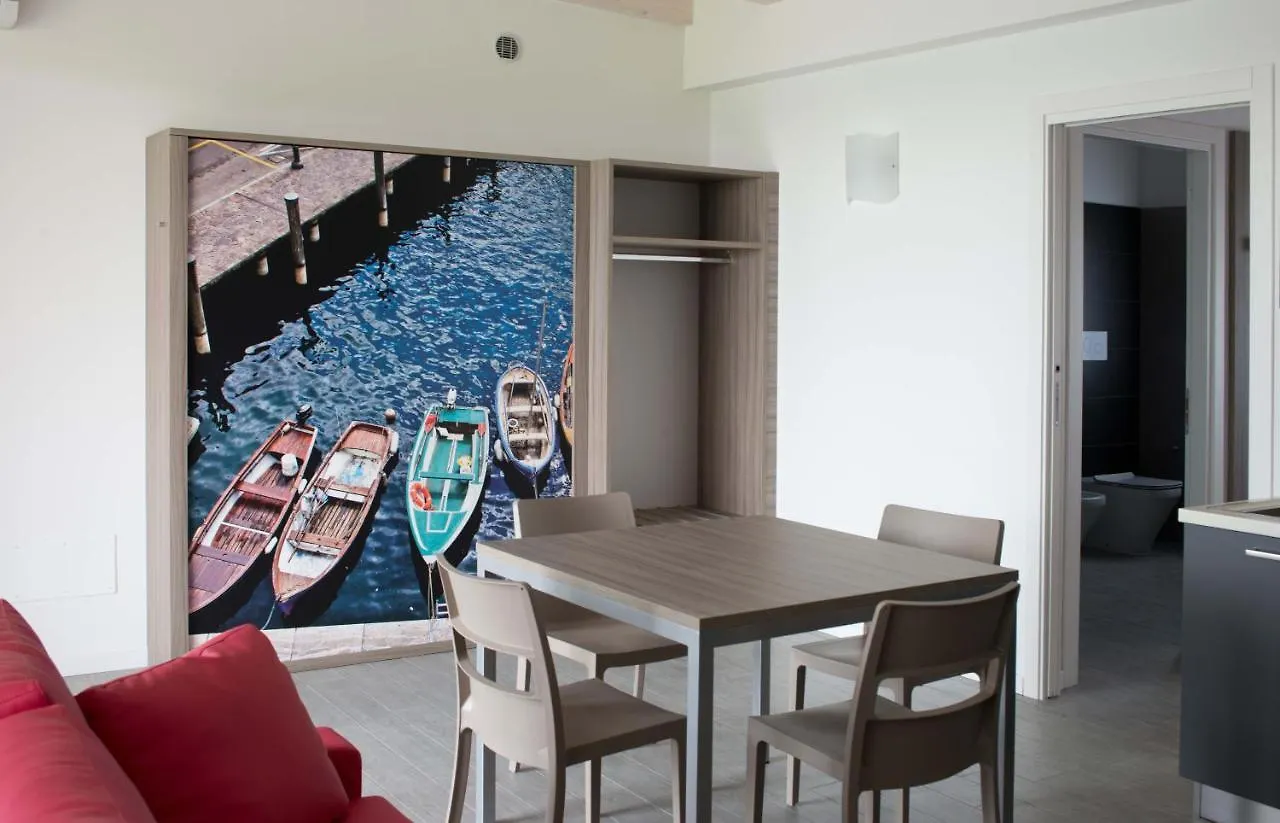 Relais Rosa Dei Venti -Ciao Vacanze- Moniga del Garda Aparthotel