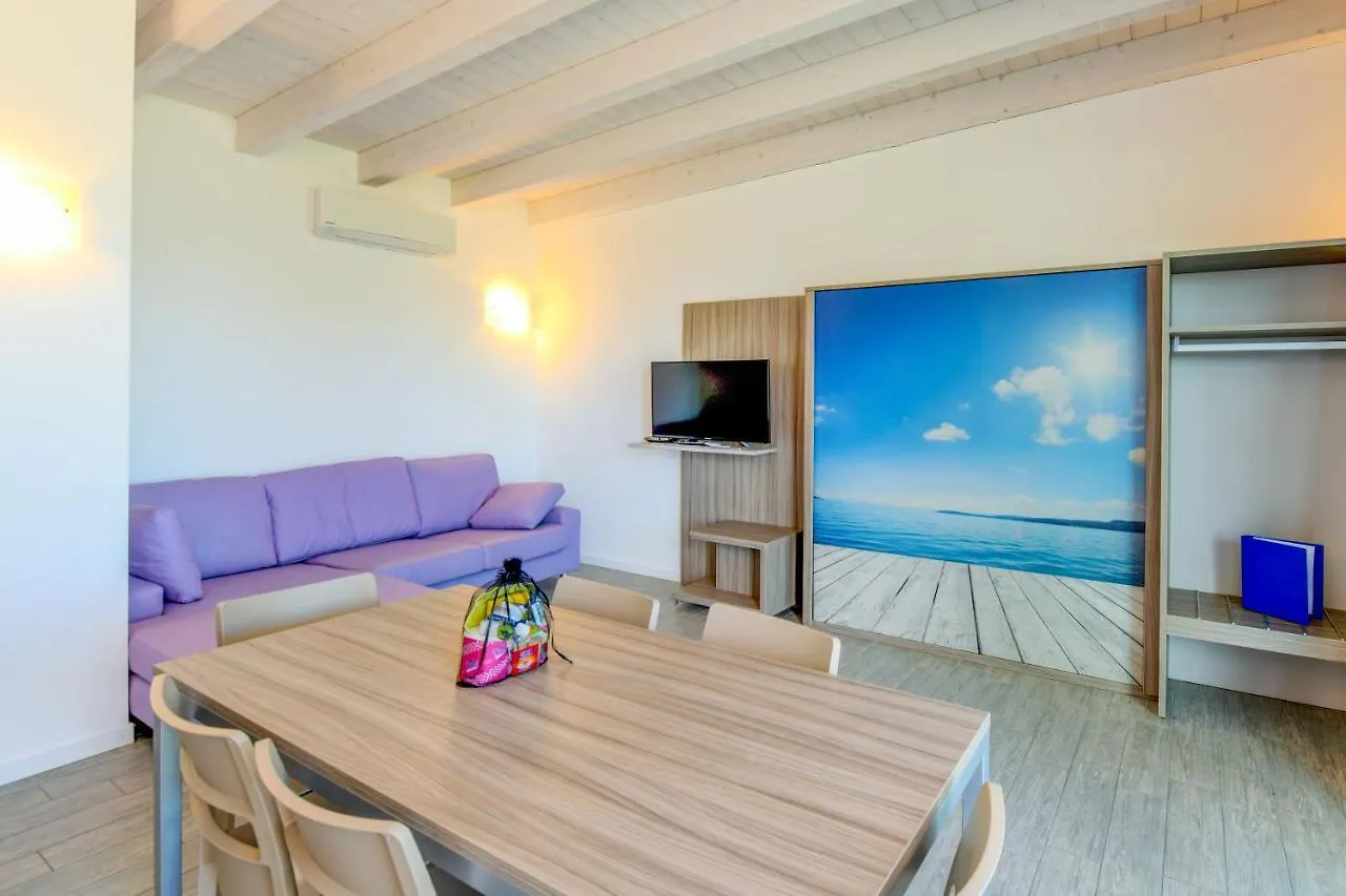Relais Rosa Dei Venti -Ciao Vacanze- Moniga del Garda 3*,  Italy