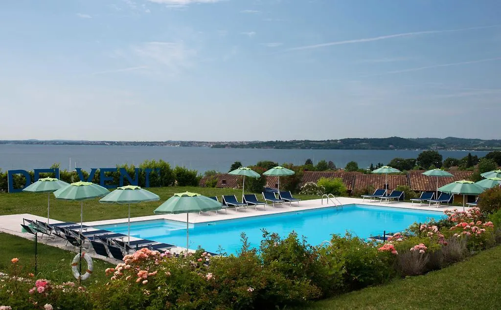 Relais Rosa Dei Venti -Ciao Vacanze- Moniga del Garda 3*,